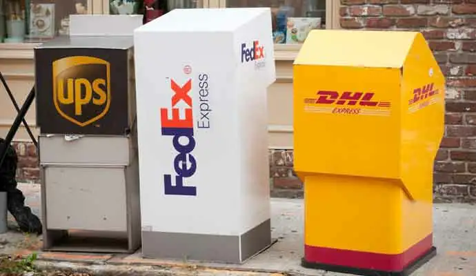 UPS, FedEx and DHL drop off boxes in Charleston, USA