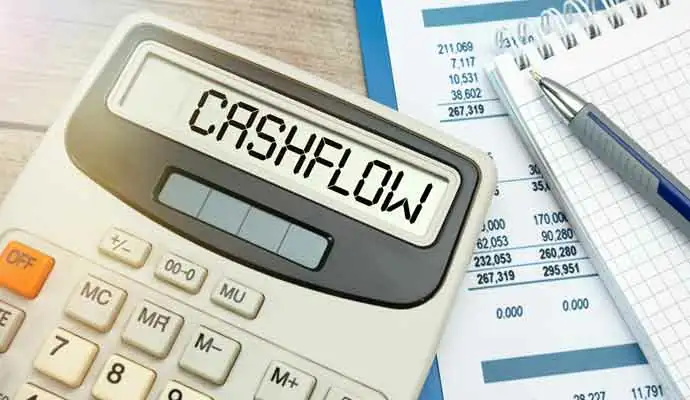 calculator displaying cashflow
