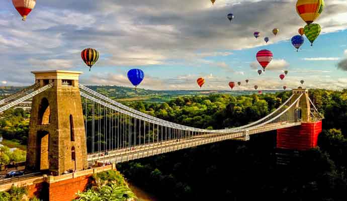 balloon race over bridge