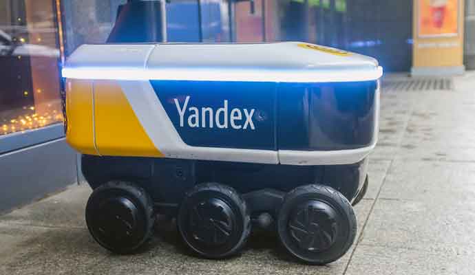 Yandex.Rover providing same day delivery service
