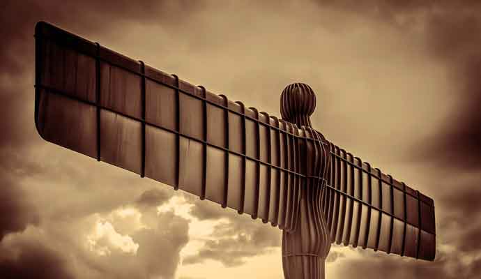 angel of the north Same Day Courier Newcastle