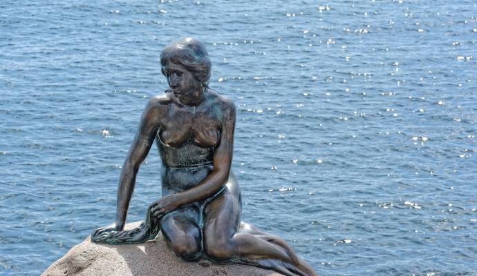 Same Day Courier Copenhagen mermaid